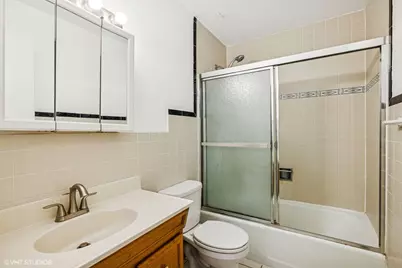 6171 N Sheridan Road #2404, Chicago, IL 60660 - Photo 15