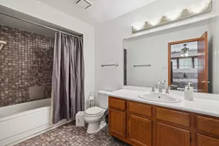 16113 Lake Villa Ave, Tinley Park, IL 60477 - Photo 11