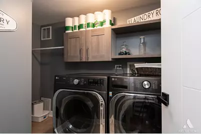 2800 Brisbane Drive, Lake in the Hills, IL 60156 - Photo 13