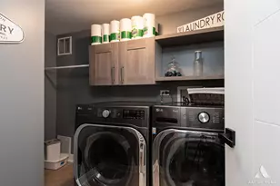 2800 Brisbane Dr, Lake in the Hills, IL 60156 - Photo 13