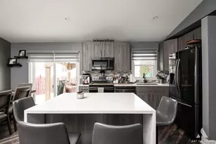 2800 Brisbane Dr, Lake in the Hills, IL 60156 - Photo 9