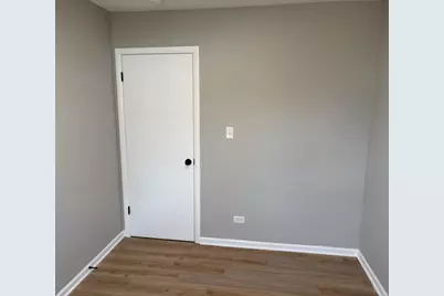 8124 Kensington Lane, Hanover Park, IL 60133 - Photo 23