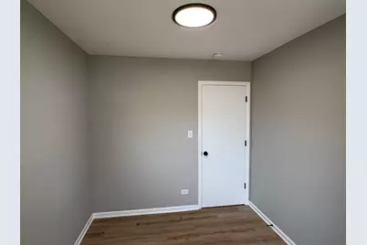 8124 Kensington Lane, Hanover Park, IL 60133 - Photo 25