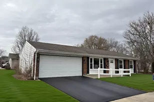 8124 Kensington Ln, Hanover Park, IL 60133 - Photo 31