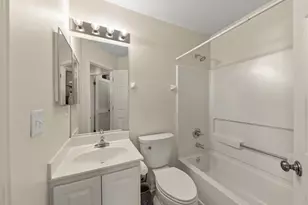 2513 Dickens Dr, Aurora, IL 60503 - Photo 15