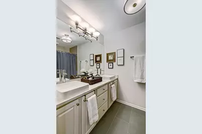 1409 Burr Oak Road #111A, Hinsdale, IL 60521 - Photo 15