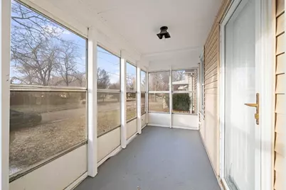1916 31st Street A, Moline, IL 61265 - Photo 3