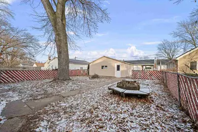 1916 31st Street A, Moline, IL 61265 - Photo 25