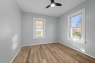 1916 31st Street A, Moline, IL 61265 - Photo 17