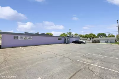 800 W Broadway Street, Bradley, IL 60915 - Photo 3