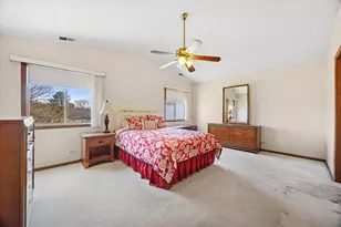 2245 Petworth Ct, Naperville, IL 60565 - Photo 9