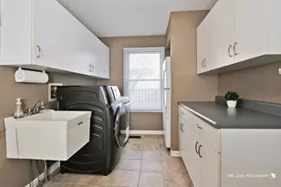 307 Fairfax Ln, Grayslake, IL 60030 - Photo 15