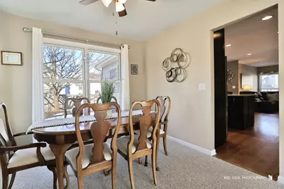 307 Fairfax Lane, Grayslake, IL 60030 - Photo 5