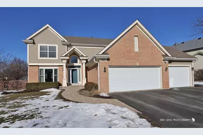 307 Fairfax Lane, Grayslake, IL 60030 - Photo 1