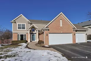 307 Fairfax Ln, Grayslake, IL 60030 - Photo 1