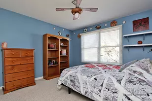 307 Fairfax Ln, Grayslake, IL 60030 - Photo 23