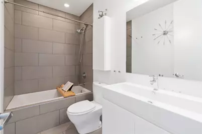 441 W Hobbie Street, Chicago, IL 60610 - Photo 15