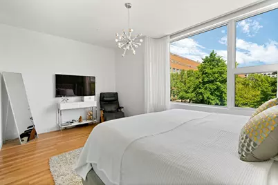 441 W Hobbie Street, Chicago, IL 60610 - Photo 11