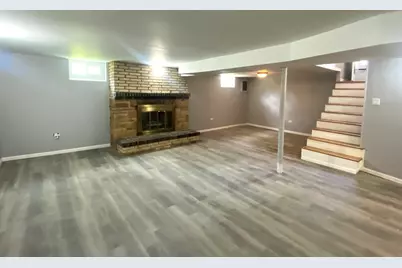426 E Berteau Avenue, Elmhurst, IL 60126 - Photo 17
