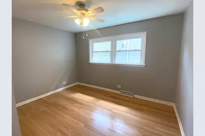 426 E Berteau Avenue, Elmhurst, IL 60126 - Photo 11