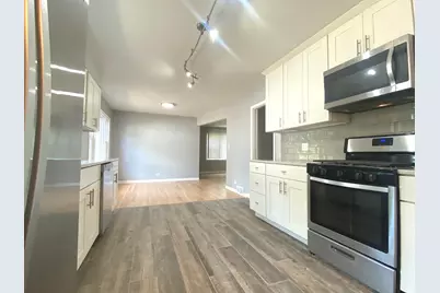 426 E Berteau Avenue, Elmhurst, IL 60126 - Photo 9