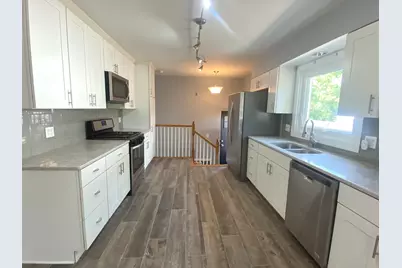 426 E Berteau Avenue, Elmhurst, IL 60126 - Photo 7