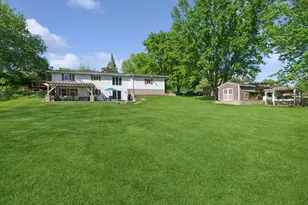 24908 Hemphill Dr, Elwood, IL 60421 - Photo 3