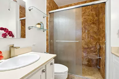 3150 N Lake Shore Drive #8E, Chicago, IL 60657 - Photo 11