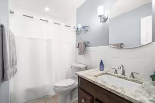 6828 Kincaid Ct, Woodridge, IL 60517 - Photo 13