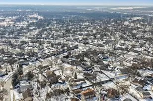 6828 Kincaid Ct, Woodridge, IL 60517 - Photo 35