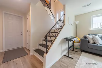 818 Brentwood Court, Schaumburg, IL 60193 - Photo 15