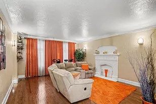 9047 S Laflin St, Chicago, IL 60620 - Photo 11