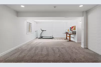 [Address not provided], Champaign, IL 61821 - Photo 37