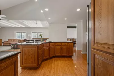 [Address not provided], Champaign, IL 61821 - Photo 15