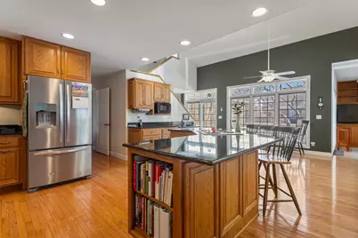 [Address not provided], Champaign, IL 61821 - Photo 11