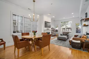 827 W Bradley Pl, Chicago, IL 60613 - Photo 7