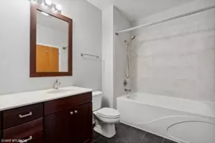 3963 W Belmont Ave, Chicago, IL 60618 - Photo 9