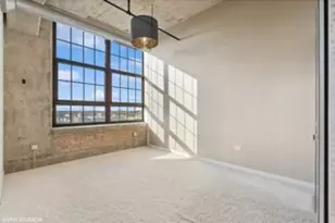 3963 W Belmont Ave, Chicago, IL 60618 - Photo 7