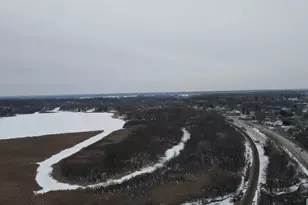 605 Rollins Rd, Ingleside, IL 60041 - Photo 1