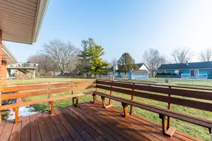 844 S 7th St, Dekalb, IL 60115 - Photo 7