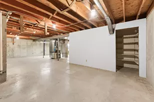 844 S 7th St, Dekalb, IL 60115 - Photo 23