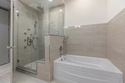 2450 N Clybourn Avenue #2, Chicago, IL 60614 - Photo 17