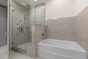 2450 N Clybourn Ave, Chicago, IL 60614 - Photo 17