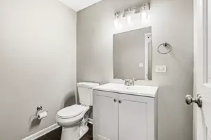 18103 Cherrywood Ln, Homewood, IL 60430 - Photo 7