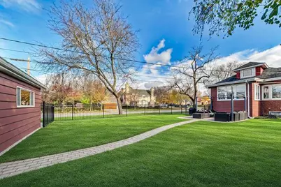 902 S Crescent Avenue, Park Ridge, IL 60068 - Photo 31