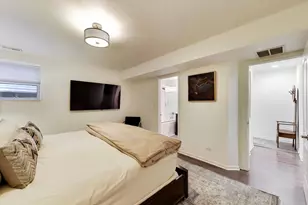 4430 N Magnolia Ave, Chicago, IL 60640 - Photo 19