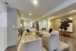 4430 N Magnolia Ave, Chicago, IL 60640 - Photo 5