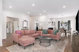 1329 Amaranth Dr, Naperville, IL 60564 - Photo 9