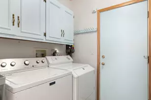 1329 Amaranth Dr, Naperville, IL 60564 - Photo 25