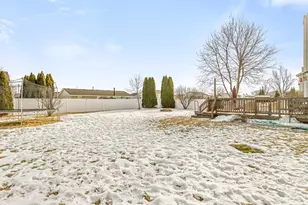 10853 Lemon Grass Ln, Roscoe, IL 61073 - Photo 47